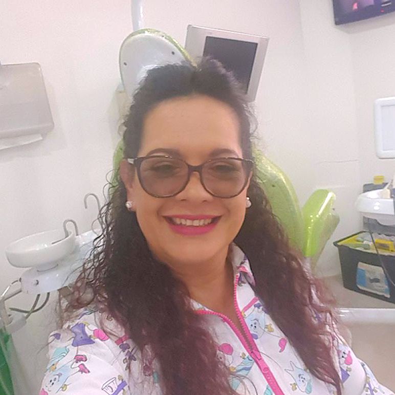 Dra Silvia Martha Mendez. Especialista en ortodoncia y ortopedia maxilar